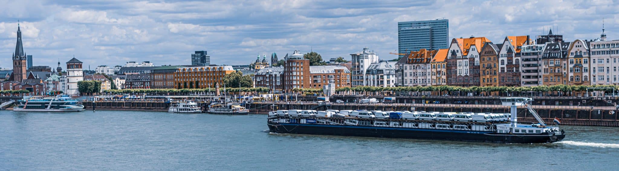 Fahrzeugtransporte auf dem Wasser